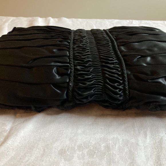 Vintage Black Fur Satin Hand Warmer Muff Bag Clutch Wristlet, Zip Pocket MINT - Picture 13 of 16